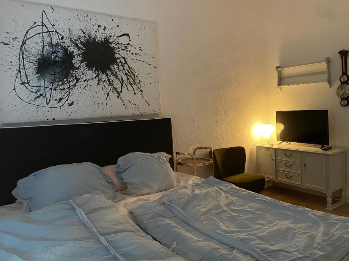 1 Schlafenzimmer 1 Whonzimmer Waschmaschine Trockner Maximum 4Personen Rheinhausen Center Appartement 1705 Ντούισμπουργκ Εξωτερικό φωτογραφία